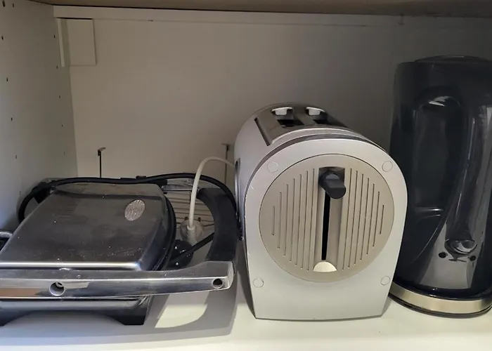 Fin I Stille Og Rolig Omrade Med Gratis Privat Parkering! * Stavanger